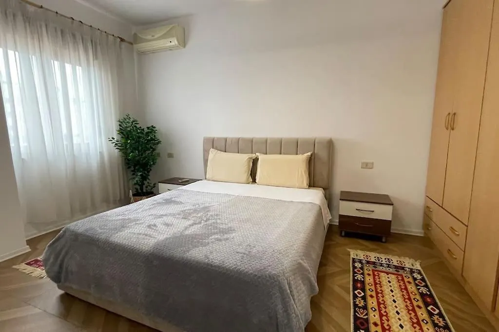 54°Bs Skanderbeg Square 地拉那 阿尔巴尼亚
